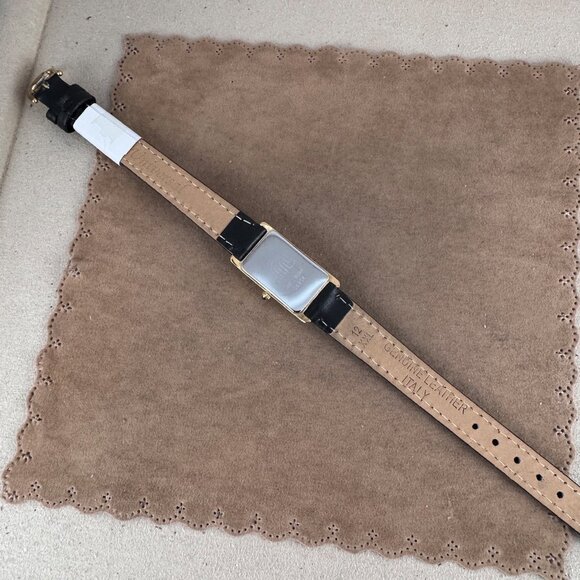 Vintage beautiful rectangular gold-plated quartz Luxury watch by Maurice Locroix - Picture 7 of 11